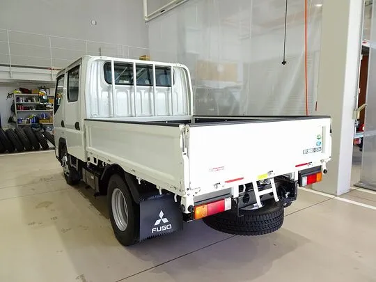 キャンター 1.45t 4WD 全低床 Wタイヤ Wキャブ