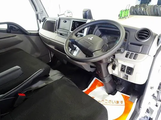 キャンター 1.45t 4WD 全低床 Wタイヤ Wキャブ