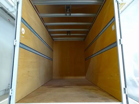 ダイナ 2t FJL 標準セミロング アルミバン 総重量5t未満