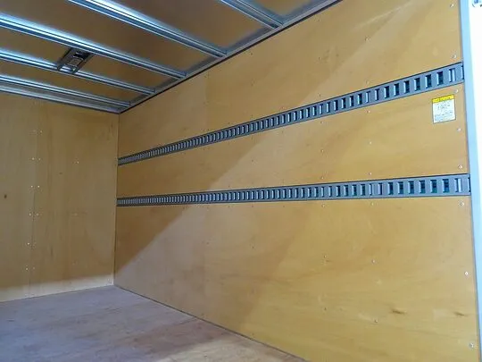 ダイナ 2t FJL 標準セミロング アルミバン 総重量5t未満