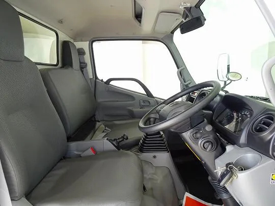 ダイナ 2t FJL 標準セミロング アルミバン 総重量5t未満