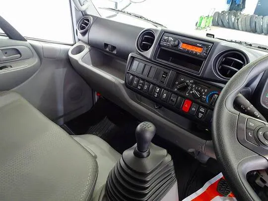 ダイナ 2t FJL 標準セミロング アルミバン 総重量5t未満