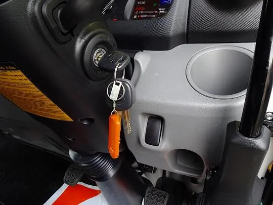 デュトロ 2t FJL 支柱レス強化ダンプ 未使用車