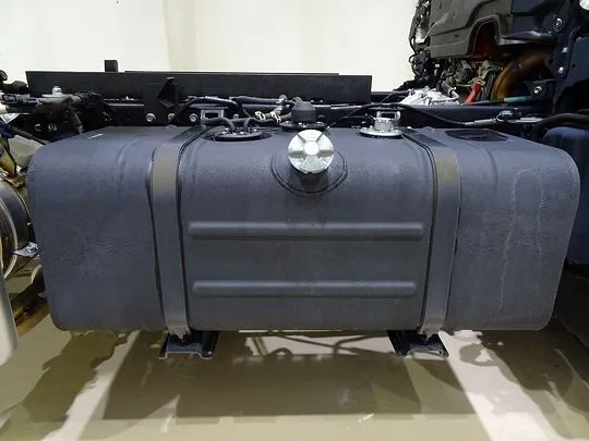 デュトロ 2t FJL 支柱レス強化ダンプ 未使用車