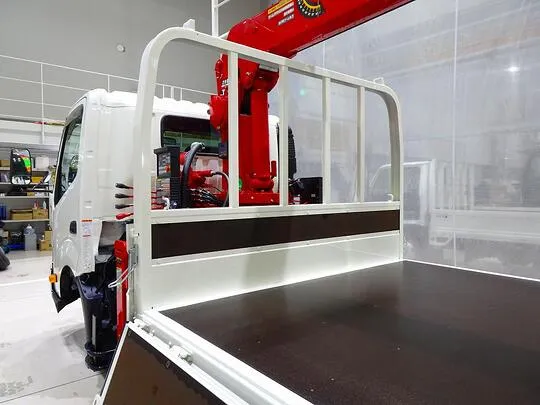 デュトロ 3t 4WD 高床 ワイドロング ユニック4段クレーン付 未使用車