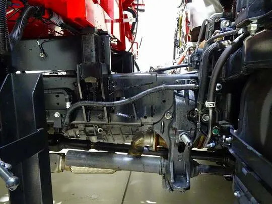 デュトロ 3t 4WD 高床 ワイドロング ユニック4段クレーン付 未使用車