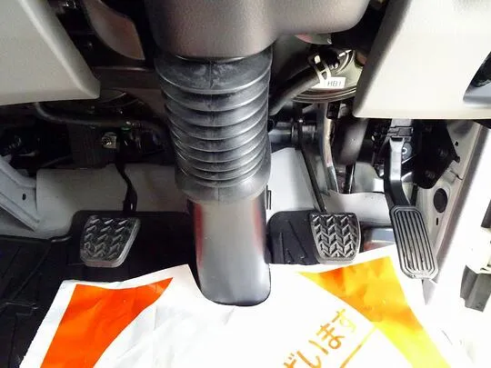 デュトロ 2.75t 4No. 4WD FJL 強化ダンプ 未使用車