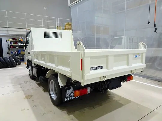デュトロ 2.75t 4No. 4WD FJL 強化ダンプ 未使用車