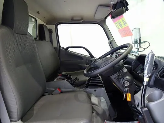 デュトロ 2.75t 4No. 4WD FJL 強化ダンプ 未使用車