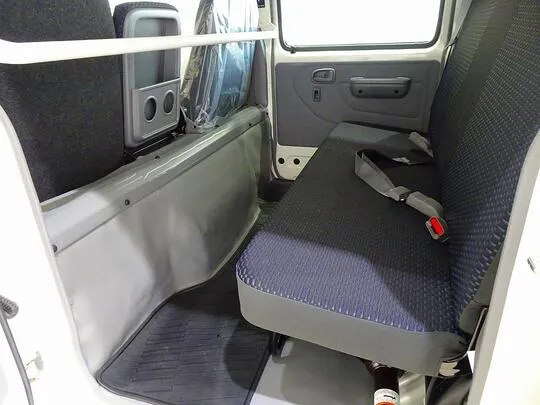 ダイナ 1.25t 4WD FJL Wタイヤ Wキャブ 未使用車