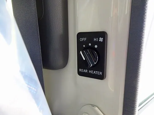 ダイナ 1.25t 4WD FJL Wタイヤ Wキャブ 未使用車