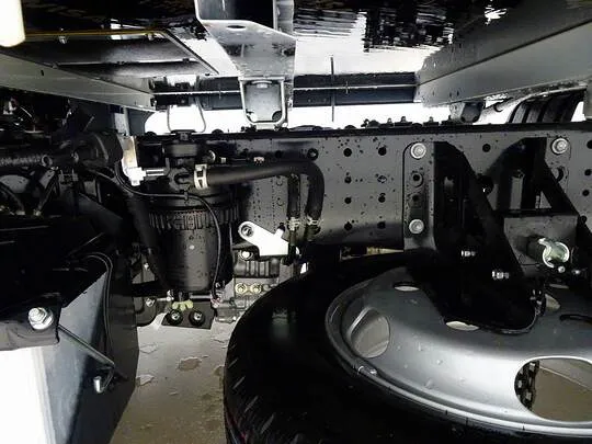 デュトロ 2t FJL 標準 平ボデー 総重量5t未満 未使用車