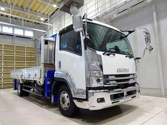 フォワード 2.3t 標準ベッドレス タダノ4段クレーン付 210ps