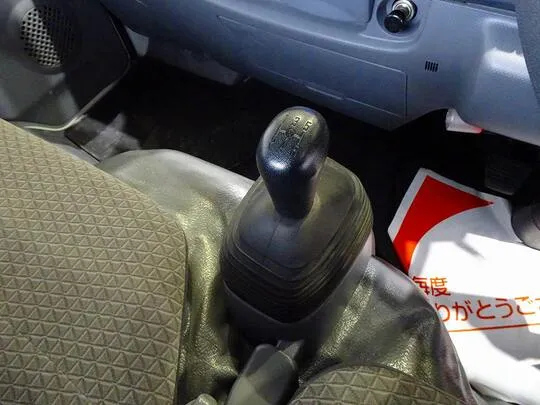 エルフ 1.5t FFL Wタイヤ 平ボデー