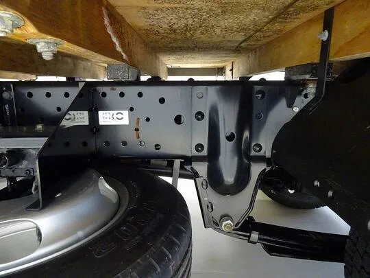 エルフ 1.5t FFL Wタイヤ 平ボデー