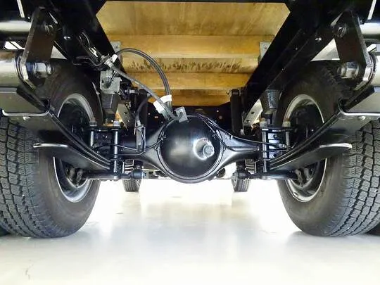 エルフ 1.5t FFL Wタイヤ 平ボデー