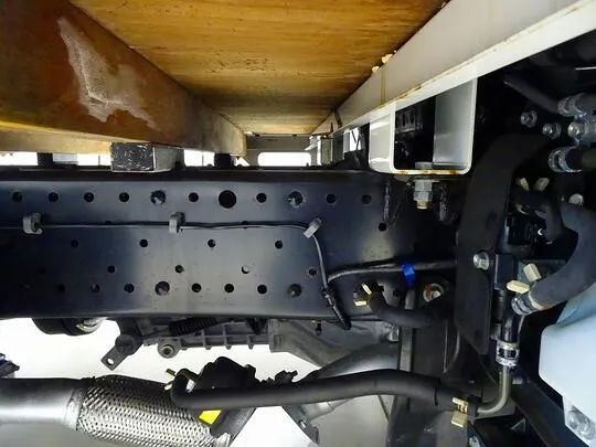 エルフ 1.5t FFL Wタイヤ 平ボデー