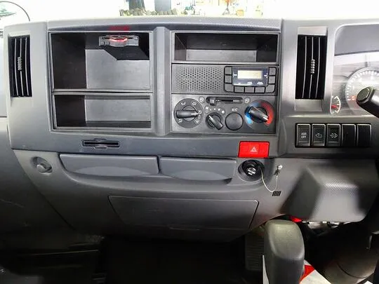 エルフ 2t FFL 標準 平ボデー 総重量5t未満