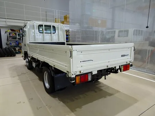 エルフ 2t FFL 標準 平ボデー 総重量5t未満