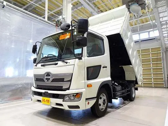 レンジャー 3.2t 標準ベッド付 深ダンプ 210ps