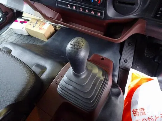 レンジャー 3.2t 標準ベッド付 深ダンプ 210ps