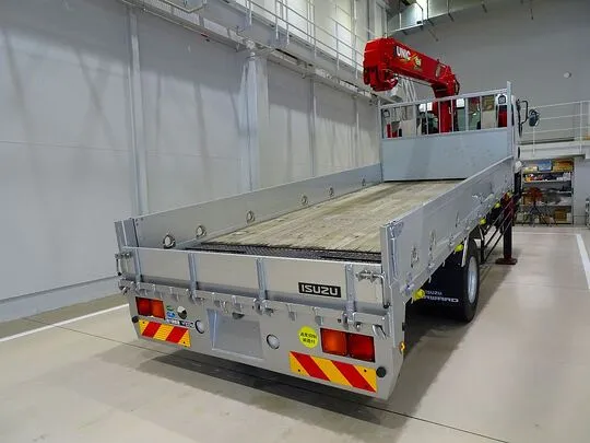 フォワード 4.7t 増トン 標準ベッド付 ユニック4段セルフクレーン付 ps