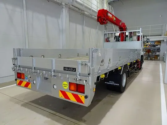 フォワード 4.7t 増トン 標準ベッド付 ユニック4段セルフクレーン付 ps