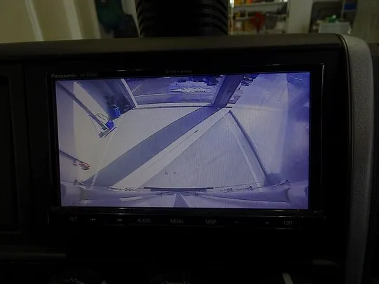 キャンター 1.95t 4WD 全低床 標準 アルミバン