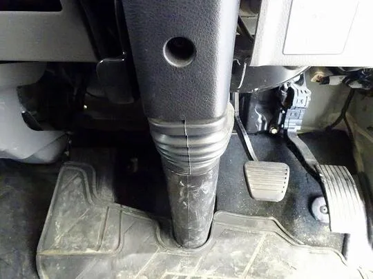 キャンター 1.95t 4WD 全低床 標準 アルミバン