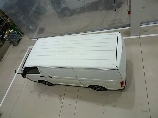 レジアスエースバン DX 1t 4WD 2人乗り 4ドア 中温冷凍車