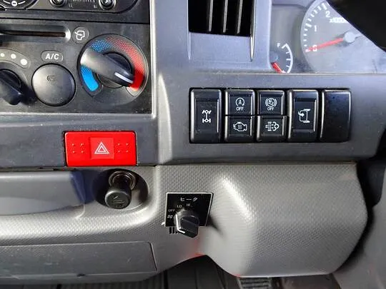 エルフ 2t 4WD FFL 標準 Wキャブ 総重量5t未満