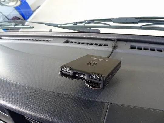 エルフ 2t 4WD FFL 標準 Wキャブ 総重量5t未満