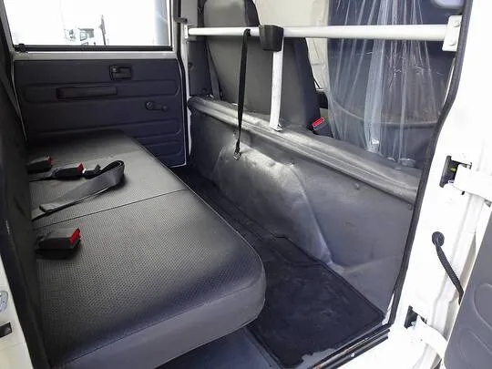 エルフ 2t 4WD FFL 標準 Wキャブ 総重量5t未満