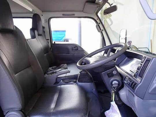 エルフ 2t 4WD FFL 標準 Wキャブ 総重量5t未満