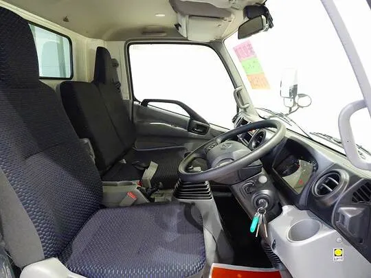 デュトロ 3.5t FJL ワイド超ロング 2段折れ式垂直P/G付 未使用車