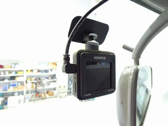 エルフ 1.75t 4WD FFL 標準 Wキャブ/2段折れ式アーム式PG付 総重量5t未満