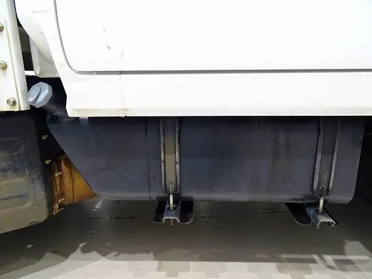 エルフ 1.75t 4WD FFL 標準 Wキャブ/2段折れ式アーム式PG付 総重量5t未満