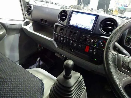 デュトロ 2t FJL 標準 アルミバン