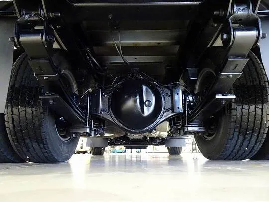 デュトロ 2t 4WD FJL 標準 平ボデー