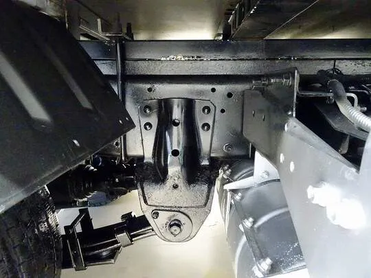 デュトロ 2t 4WD FJL 標準 平ボデー