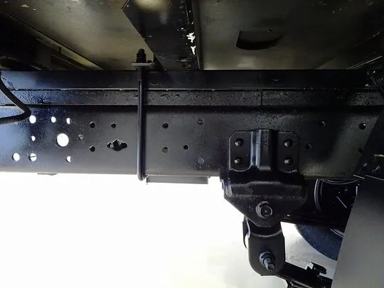 デュトロ 2t 4WD FJL 標準 平ボデー