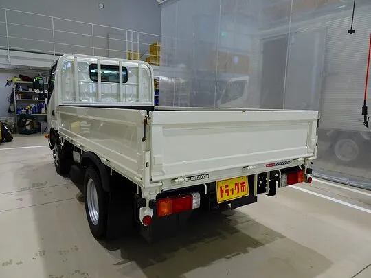 デュトロ 2t 4WD FJL 標準 平ボデー