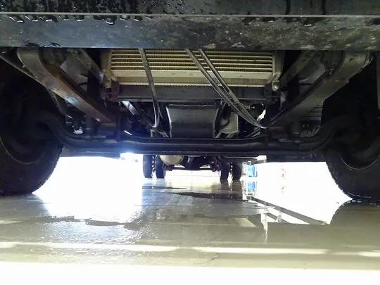 フォワード 2.85t ワイドベッド付 アルミウイング リアエアサス 240ps