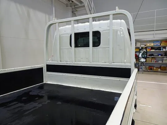 デュトロ 2t 4WD FJL 標準セミロング 平ボデー