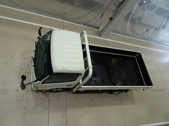 デュトロ 2t 4WD FJL 標準セミロング 平ボデー