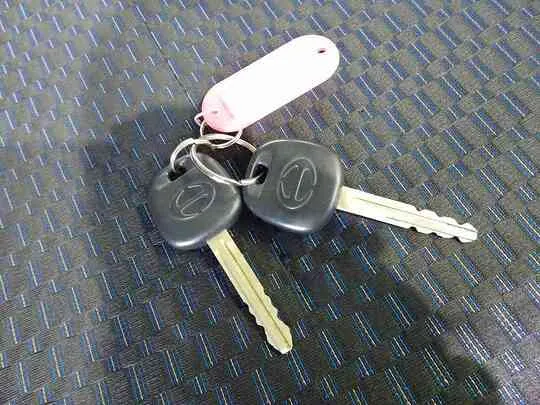 デュトロ 2t 4WD FJL 標準セミロング 平ボデー