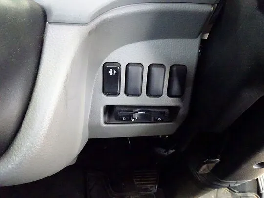 キャンター 2t 全低床 標準 平ボデー