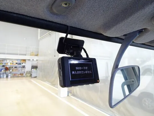 キャンター 2t 全低床 標準 平ボデー