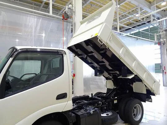 デュトロ 2.7t 4No. 4WD FJL 強化ダンプ 未使用車