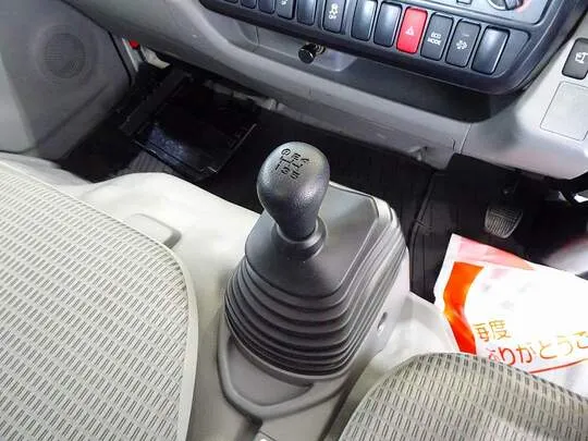 デュトロ 2t FJL 標準 平ボデー 総重量5t未満